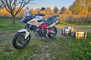 Moto Morini Granpasso 1200 H83 + tris valige Givi