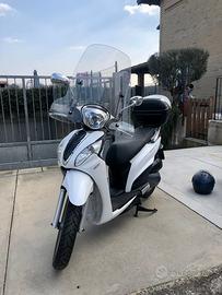 Kymco - People One-i  125cc - 17000 km