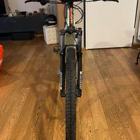 Emtb Giant Fathom E+2 front