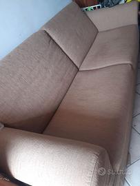 Divano letto matrimoniale