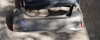 Paraurti Posteriore Toyota Yaris