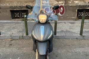 PIAGGIO BEVERLY 300 LED IE
