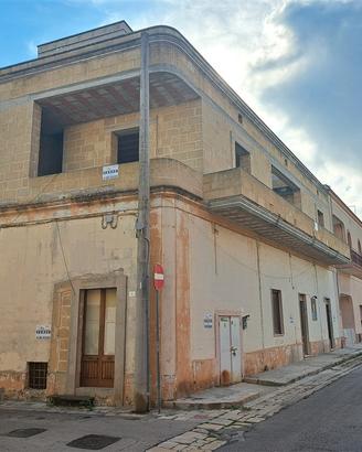 Alezio Casa al piano primo ind. allo stato grezzo