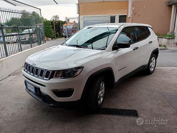 Jeep Compass 1300 turbo benzina