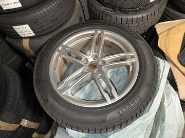 Set 4 Cerchi + Gomme Originali Porsche 235 55 R19