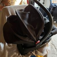 Ovetto neonato Baby Jogger con base Isofix