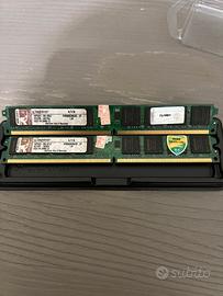 2 moduli di RAM Kingston modello KVR800D2N6/2G-SP