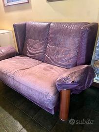 Divano viola due posti