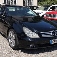 MERCEDES-BENZ CLS 320 CDI Navy UniPro