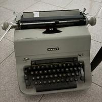 Macchina da scrivere