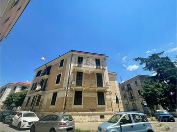 3 LOCALI A COSENZA