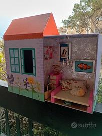 Scatola-Diorama casa delle bambole e gattino!
