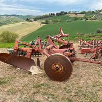 Aratro carrellato bivomere Corma C42H