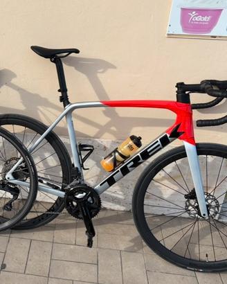 Trek emonda sl6 pro disc 105 di2
