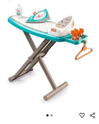 Asse e ferro da.stiro giocattolo