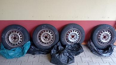 Cerchioni e gomme  per fiat panda  per gomme 135/8