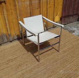 Poltroncina LC1 acciaio e cuoio bianco MDF Italia