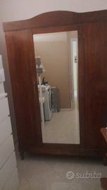 Armadio Antico in legno