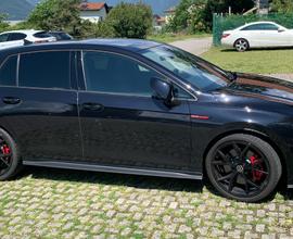 Golf 8 GTI Black style