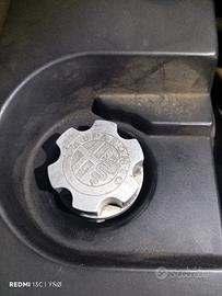 Tappo serbatoio e rabbocco olio motore 