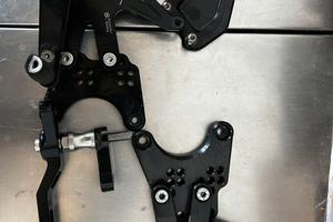 pedane racing, monoposto per yamaha r1/m 2015/19