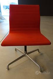N. 4 sedie EA 105 CHARLES e RAY EAMES