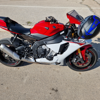 Yamaha R1