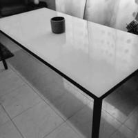 Tavolo moderno - soggiorno cucina 