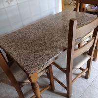 Tavolo in granito