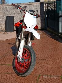 Husqvarna SM 125 (144cc) - 2009