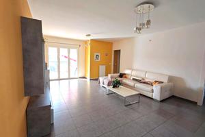 Ampio appartamento recente di 127mq con garage