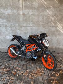 Ktm duke 125 2021