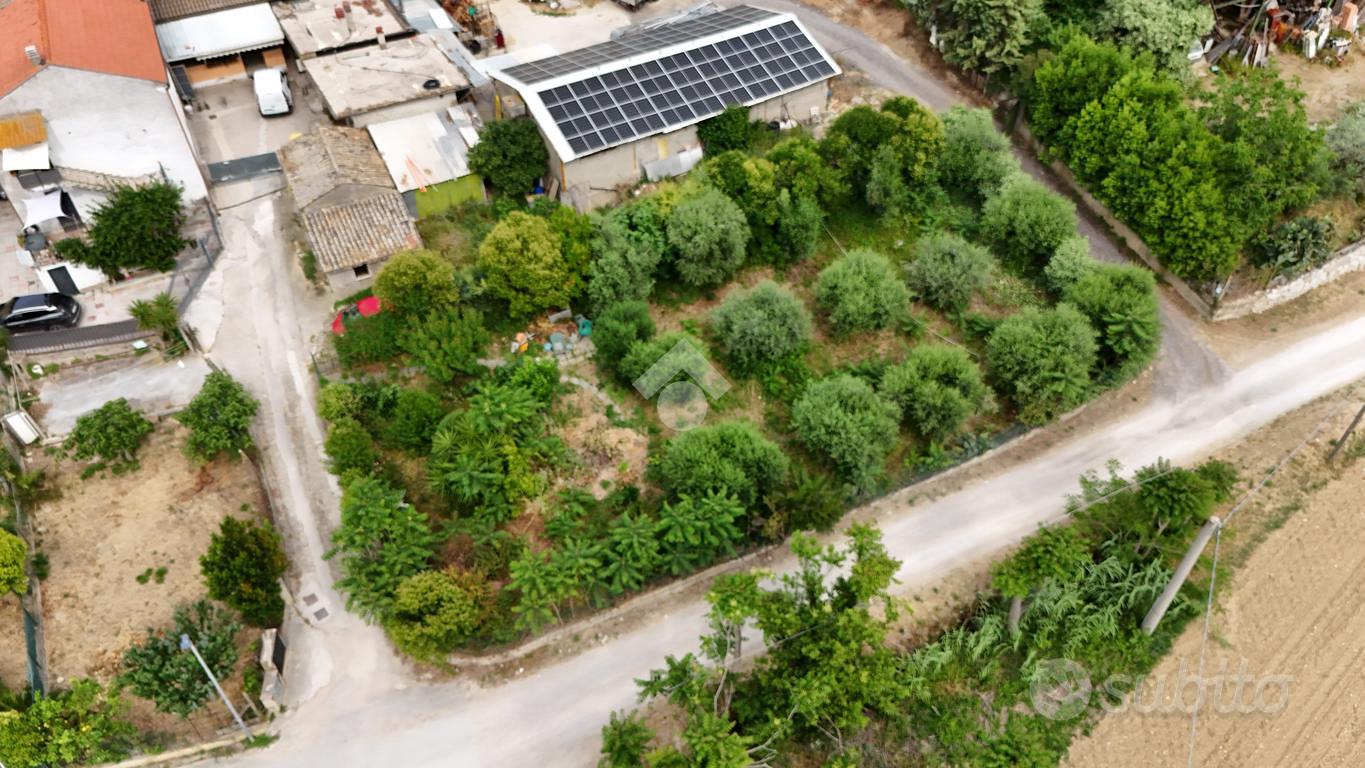 TER. RESIDENZIALE A ROSETO DEGLI ABRUZZI - Vista 5