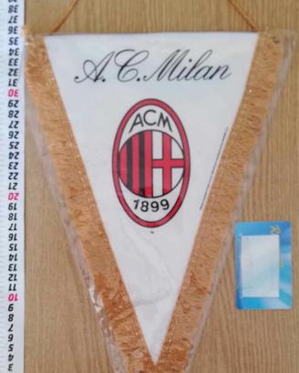 Gagliardetto A.C. Milan 1899, periodo anni 80/90