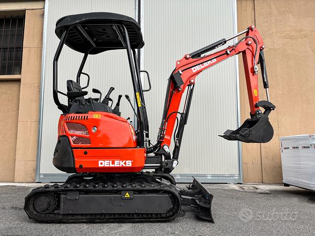 Miniescavatore 18q motore Kubota Carro allargabile