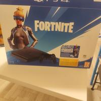 PlayStation  4 slim