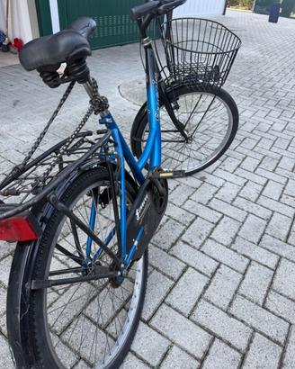 Bicicletta usata da donna