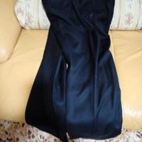 un pantalone elegante da vestito da uomo 