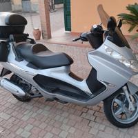 Piaggio X8