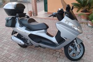 Piaggio X8