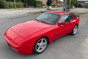 Porsche 944 Turbo S