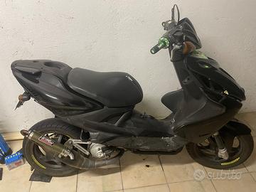 Yamaha aerox 50