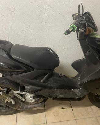 Yamaha aerox 50