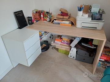 Scrivania con cassettiera rovere bianco 