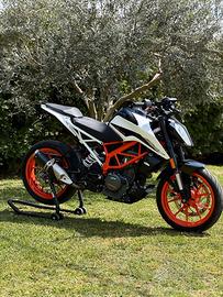 Ktm duke 390
