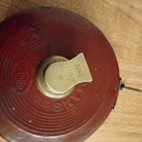 Rotella metrica in cuoio inglese anni 40 