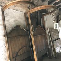 Coppia di  basi letto veneziane