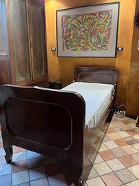 Letto singolo antico