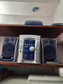 stereo Kenwood con 5 casse acustiche 