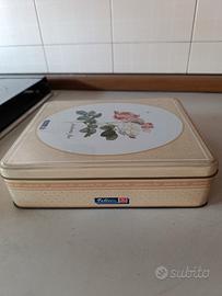 Scatole vintage di latta